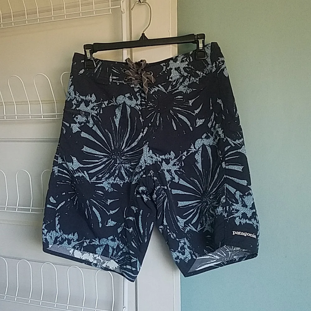 Patagonia Board Shorts Swim Trunks Wavefarer Size 28 Blue Aloha Hawaii Beach Run